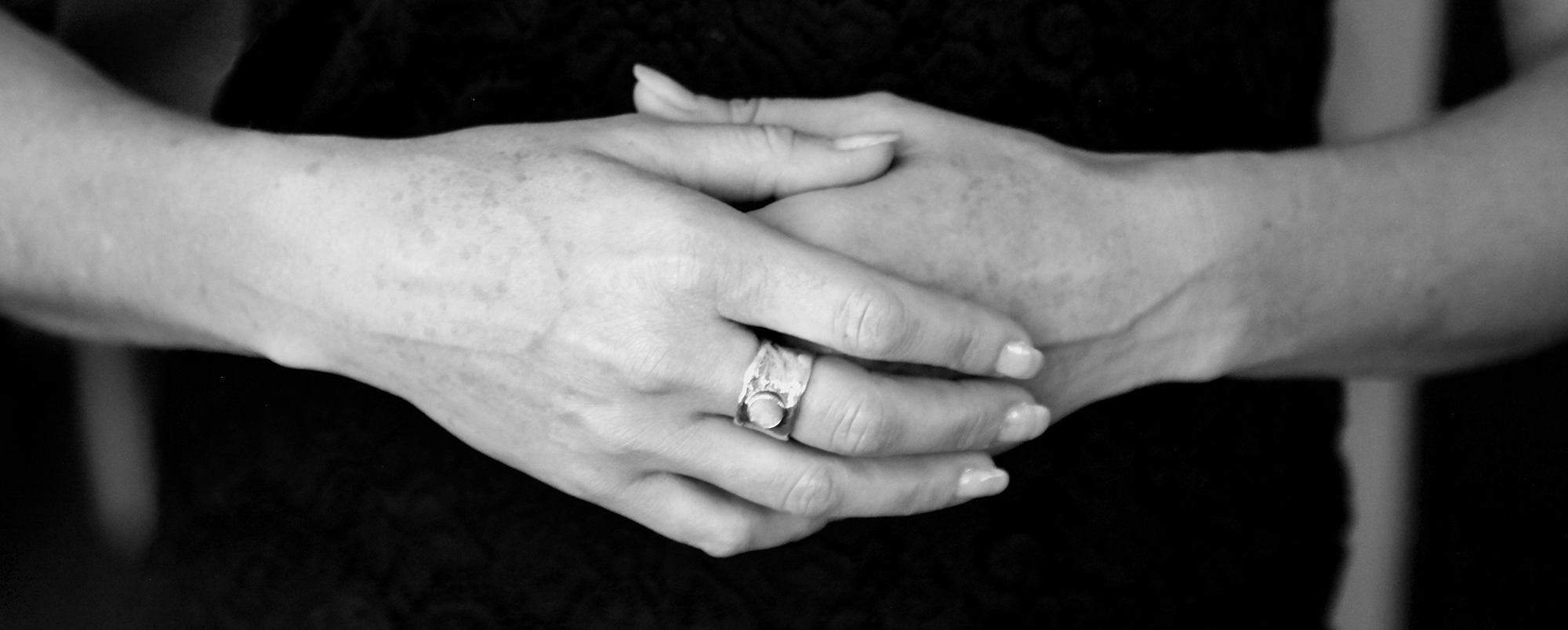 Handen met ring